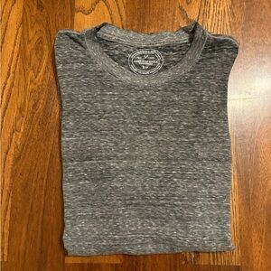 American Eagle Outfitters Men's Charcoal Heather Short Sleeve Tee